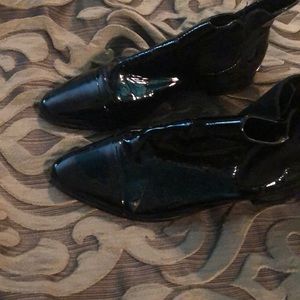 Need your feet in them to shape back into place